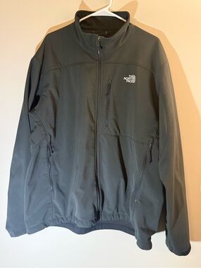 The North Face Men’s Black Full-Zip Softshell Jacket Size XXL/TTG